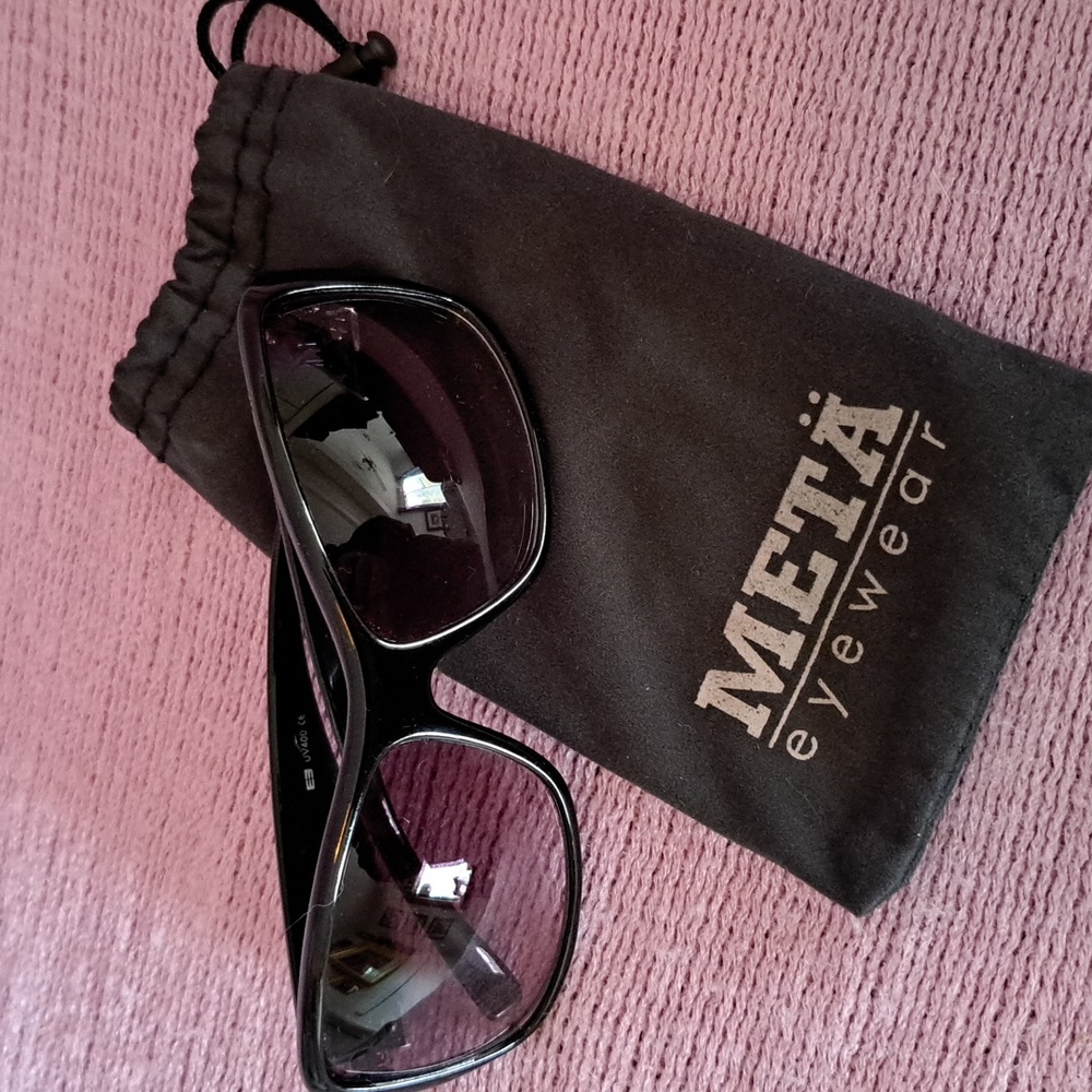 Women's sunglasses